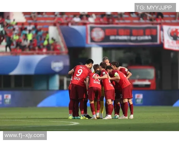 参赛牌球星足球:重新定义虚拟竞技与现实足球的完美结合 参赛牌球星足球:重新定义虚拟竞技与现实足球的完美结合