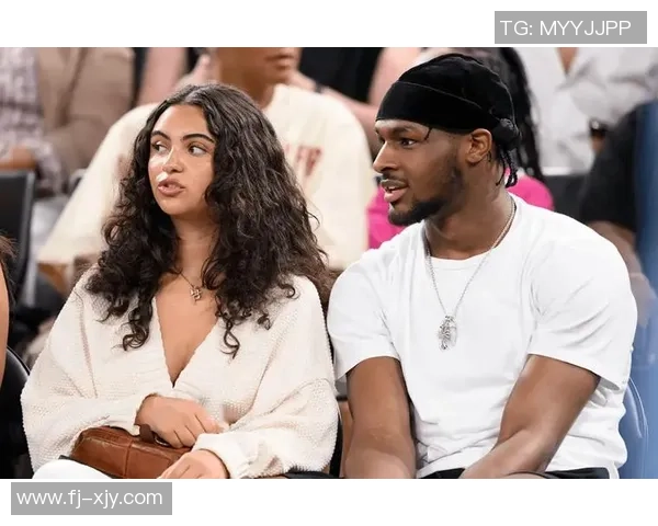 布朗尼足球球星崛起展现青春力量引领绿茵场新风潮 布朗尼足球球星崛起展现青春力量引领绿茵场新风潮