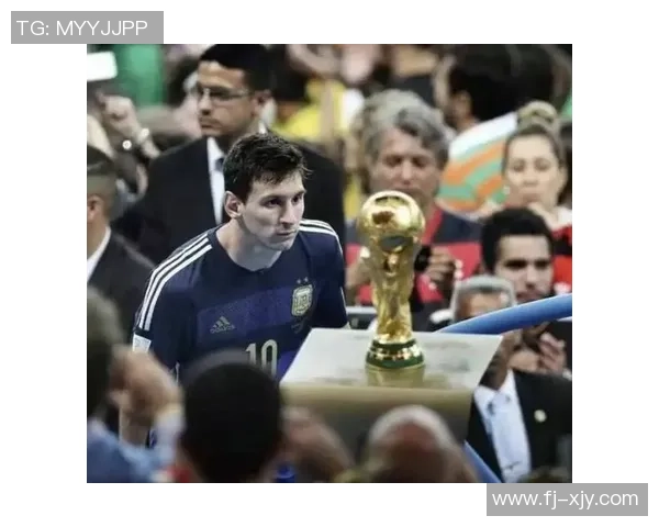 足球六大球星传奇人物解析与他们的时代风云变化